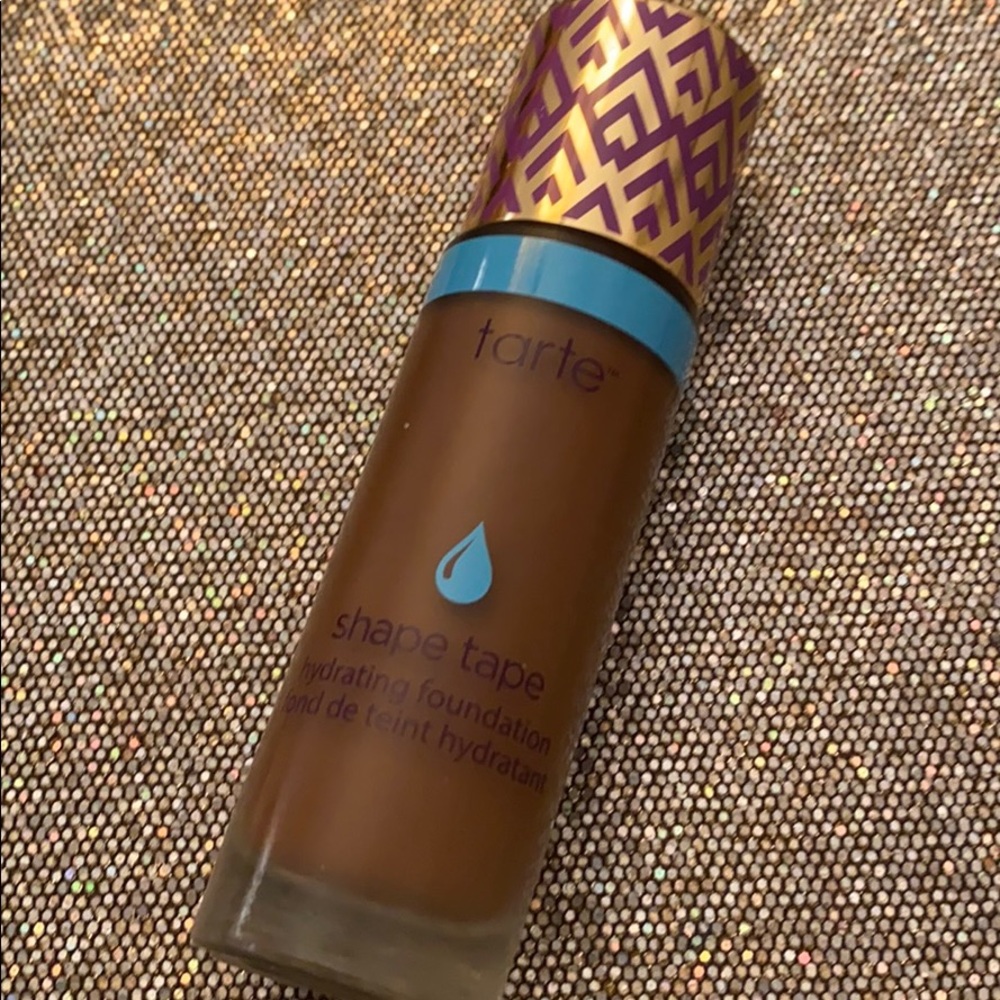 tarte shape tape hydrating foundation 💦💦